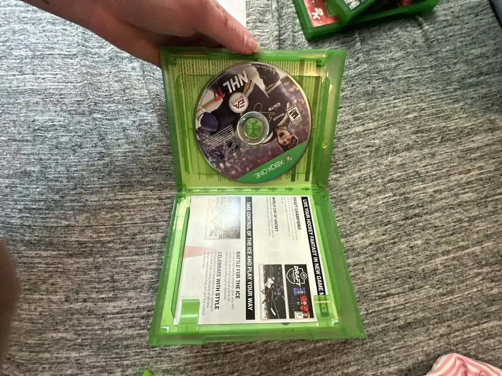 NHL 17 - Xbox One Video Game